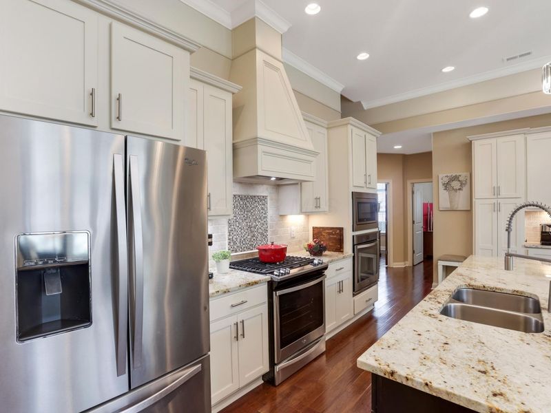 4562 Newport Loop E, Grove City, OH 43123 Photo 15