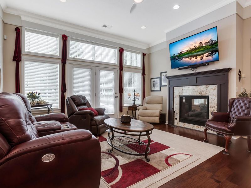 4562 Newport Loop E, Grove City, OH 43123 Photo 9