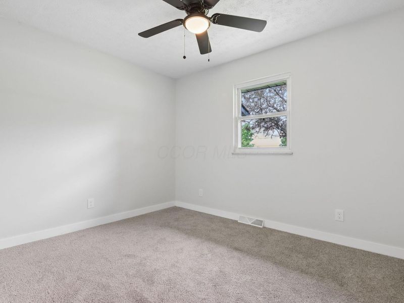 1097 Us-42, London, OH 43140 Photo 23