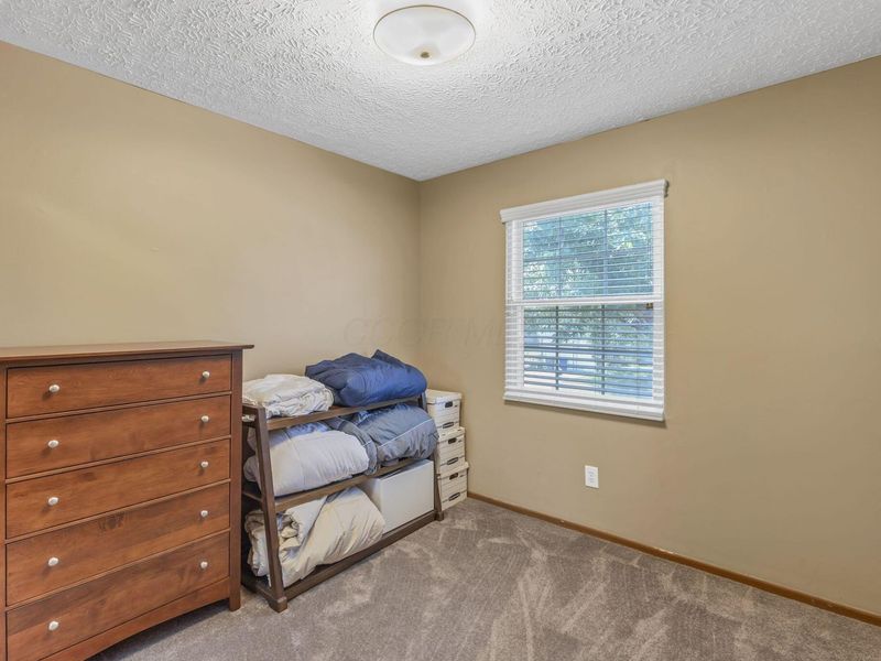 1077 Snohomish Avenue, Columbus, OH 43085 Photo 17