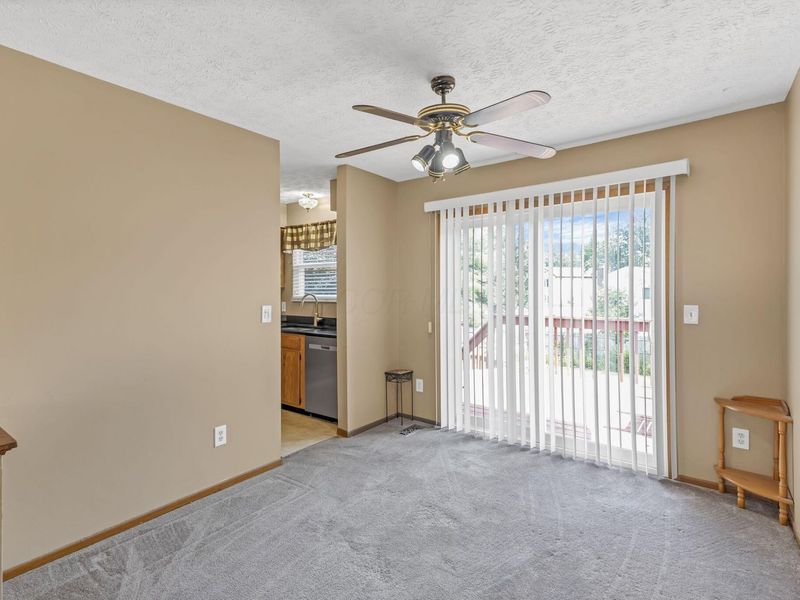 1077 Snohomish Avenue, Columbus, OH 43085 Photo 6