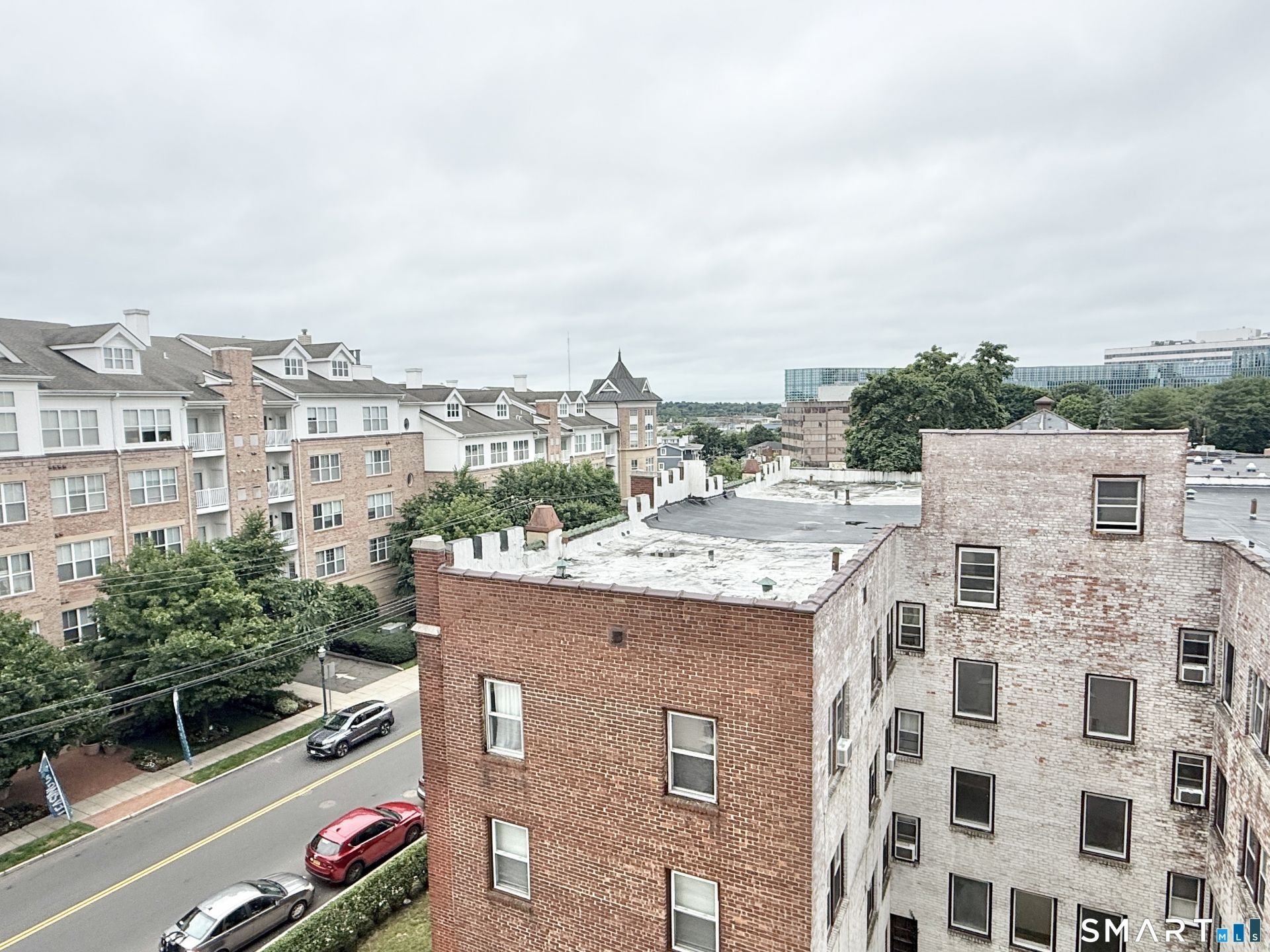 30 Glenbrook, Unit 6C, Stamford, CT 06902 Main Photo