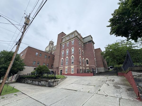 192 9th Street, Troy, NY 12180