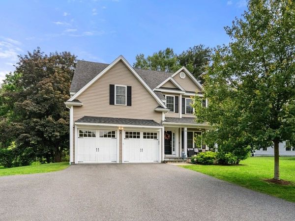 26 Redwing Road, Wellesley, MA 02481