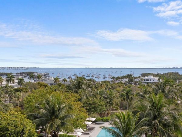 2821 S Bayshore Dr, Unit 8A, Miami, FL 33133