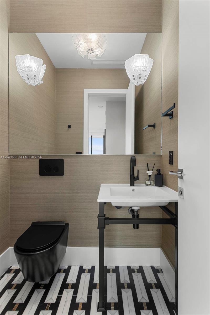 2821 S Bayshore Dr , Unit 8A, Miami, FL 33133 Photo