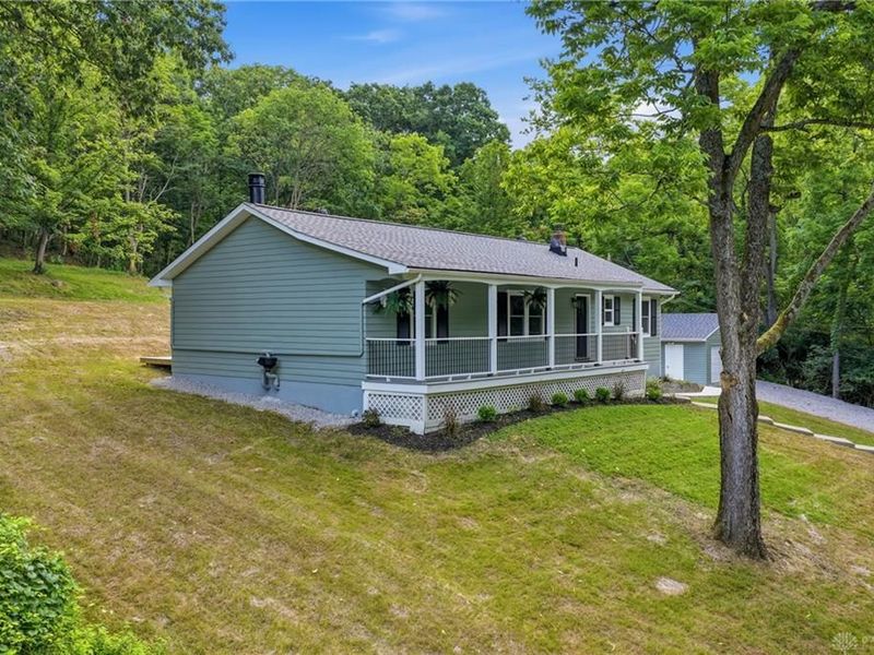 892 Happy Lane, Miami Township, OH 45150 Photo 2