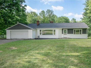 17684 Alexander Road, Walton Hills, OH 44146