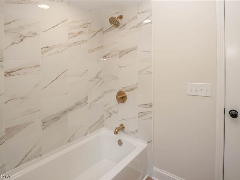 17684 Alexander Road, Walton Hills, OH 44146 Photo 27