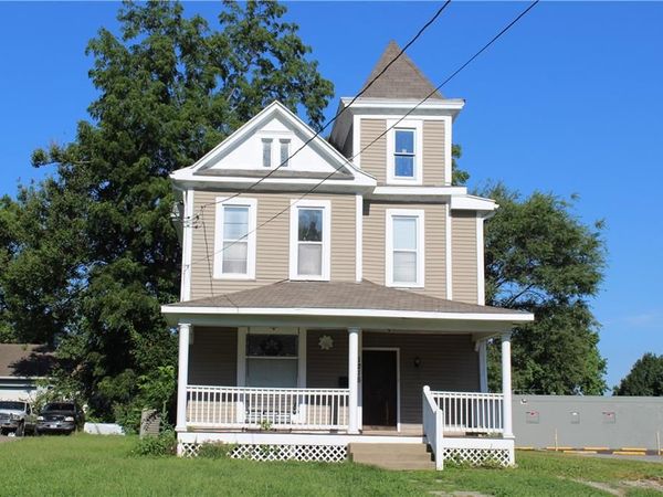 1216 S Main Street, Independence, MO 64055