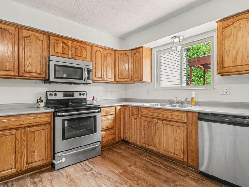 2161 Heatherfield Avenue, Columbus, OH 43235 Photo 12