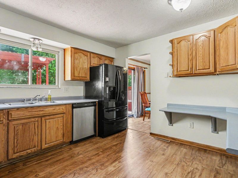 2161 Heatherfield Avenue, Columbus, OH 43235 Photo 14