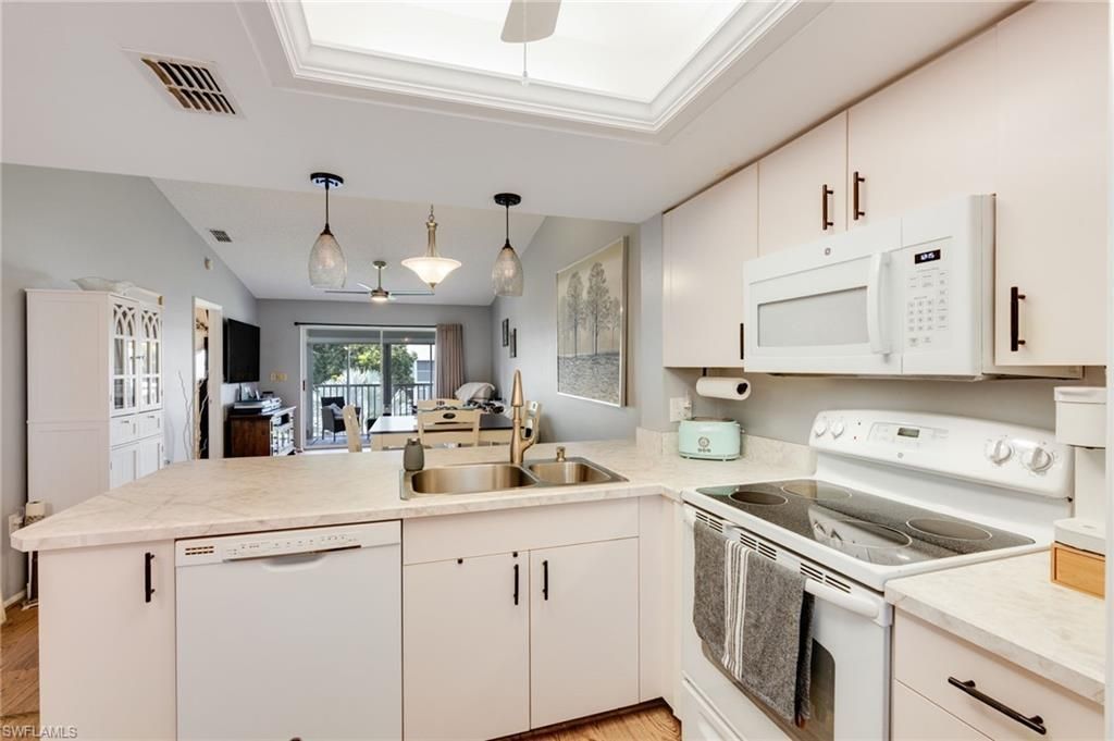 8160 Summerlin Village Cir , Unit 507, Fort Myers, FL 33919 Photo