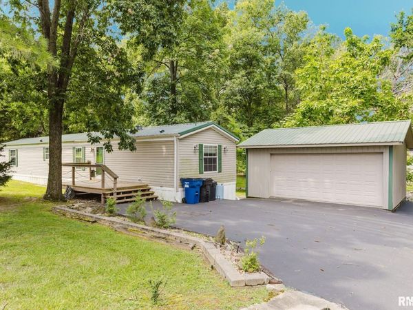 11747 RIDGEWOOD Drive, Marion, IL 62959