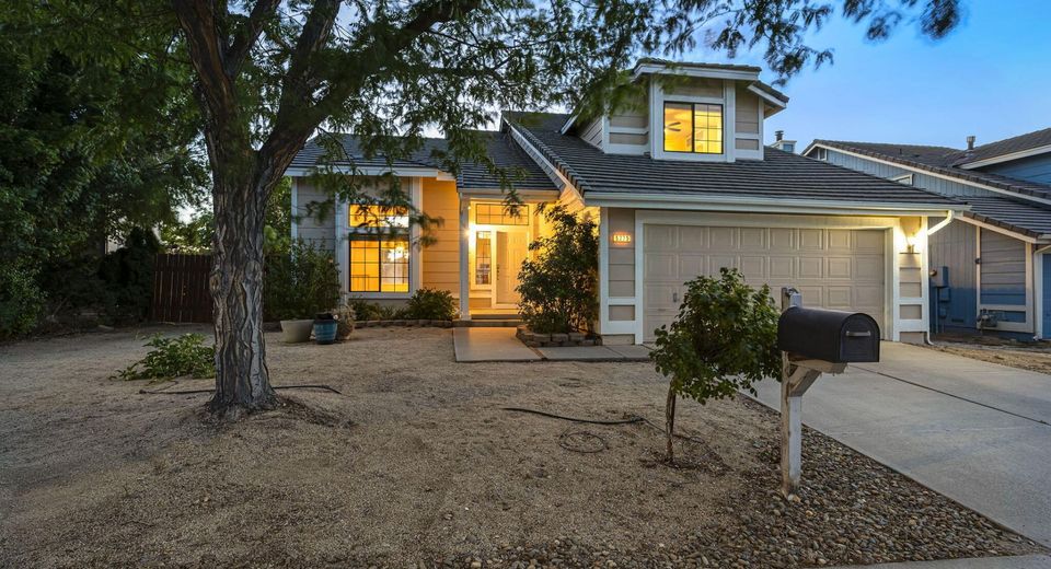 5275 Santa Rosa Avenue, Sparks, NV 89436 Photo