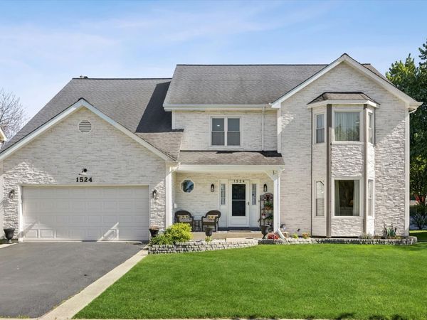 1524 Oswego Road , Naperville, IL 60540
