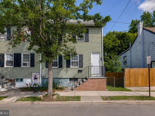 77 MARY STREET, BORDENTOWN, NJ 08505