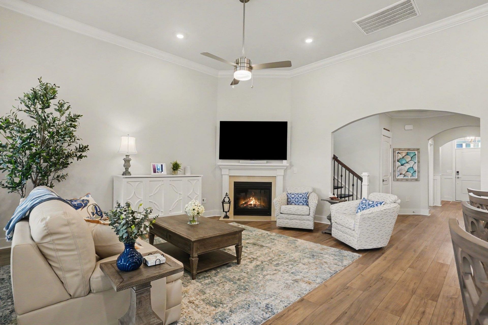 1087 Laconic Dr.  Photo 6