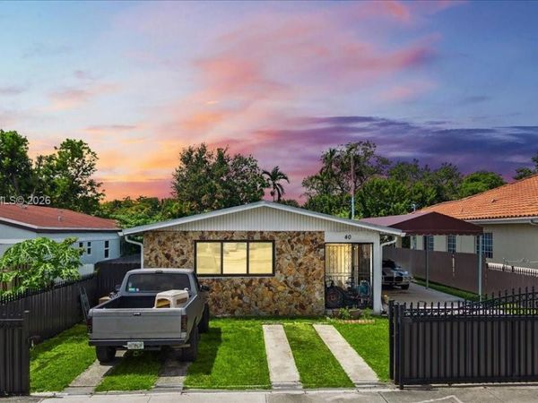 40 NW 119th St, Miami, FL 33168