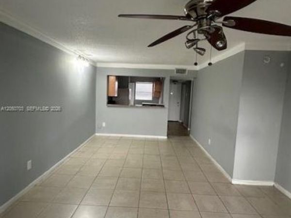 20800 NE 8th Ct , Unit 105-17, Miami, FL 33179