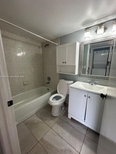 20800 NE 8th Ct , Unit 105-17, Miami, FL 33179 Photo