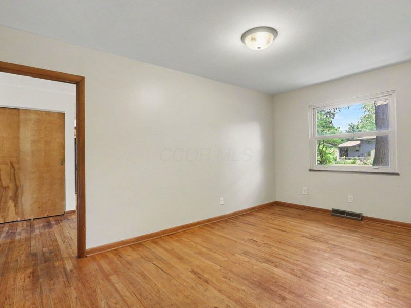 3824 Shamrock Drive , Columbus, OH 43227 Photo 15
