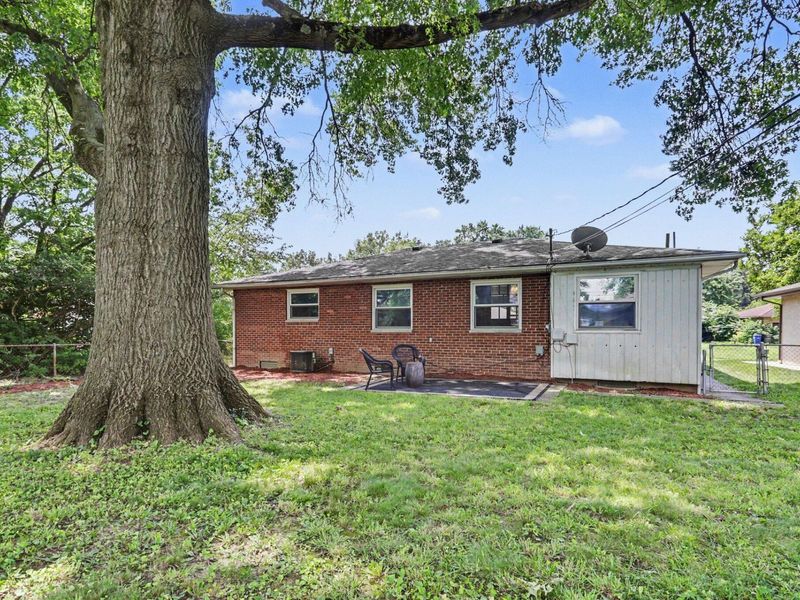 3824 Shamrock Drive , Columbus, OH 43227 Photo 28