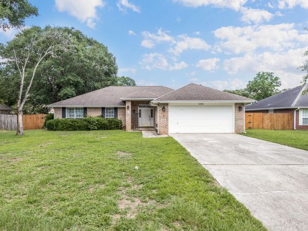 5256 Goshawk Drive, Milton, FL 32570