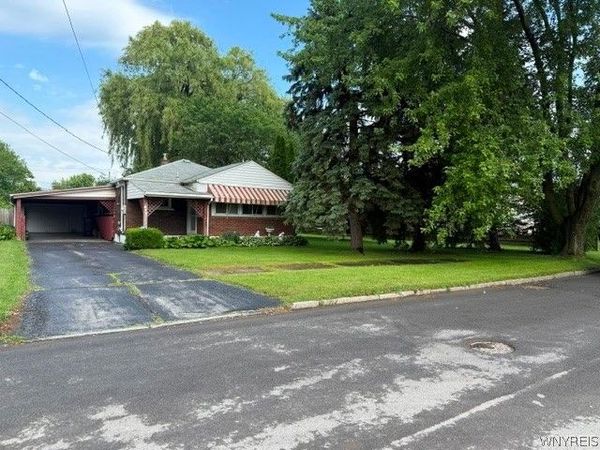 673 59th Street , Niagara Falls, NY 14304