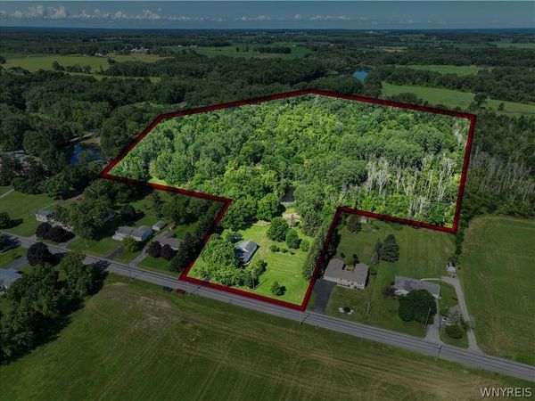 7424 S Pearl Road, Oakfield, NY 14125