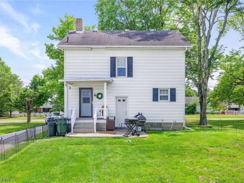 12681 Orrville Street NW, North Lawrence, OH 44666 Photo 4