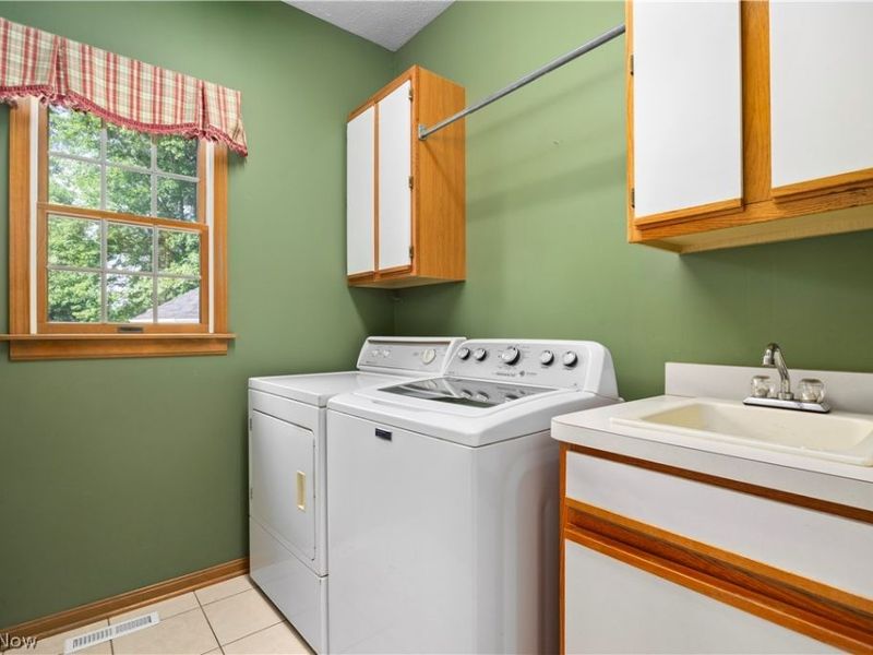 38799 Arbor Court, Grafton, OH 44044 Photo 14