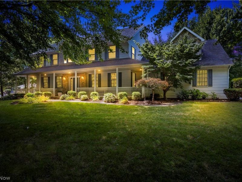 38799 Arbor Court, Grafton, OH 44044 Photo 3
