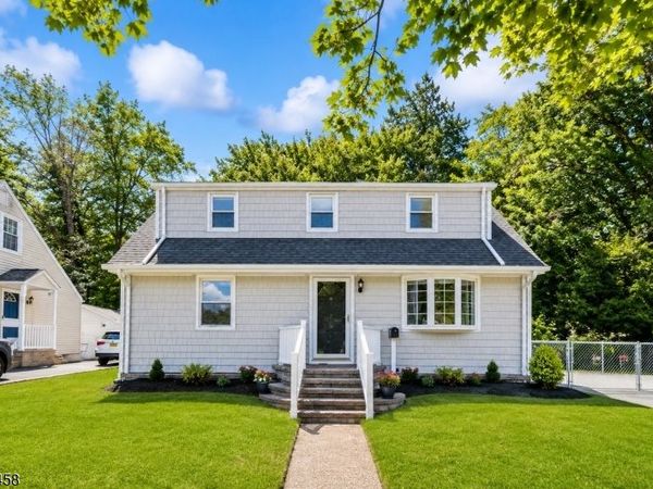 18 Farmingdale Ave, Bloomfield, NJ 07003