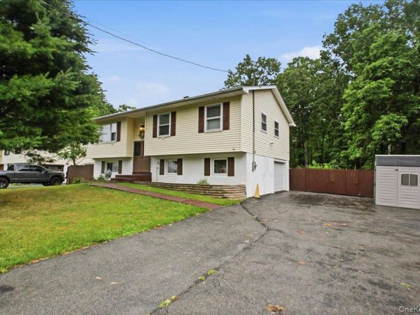 184 Fulton Street, Poughkeepsie, NY 12601