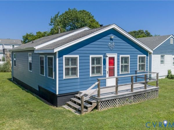 3 Lighthouse Drive, Hampton, VA 23664