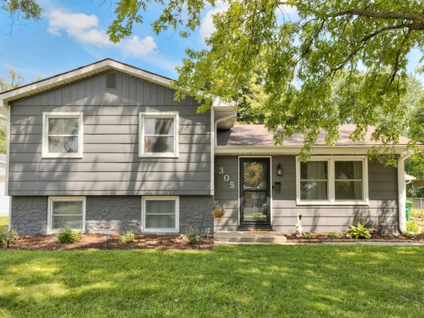 305 SW Westlawn Drive, Ankeny, IA 50023
