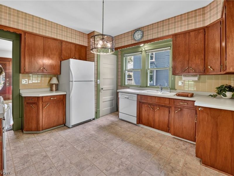 155 Highland Avenue, Wadsworth, OH 44281 Photo 14