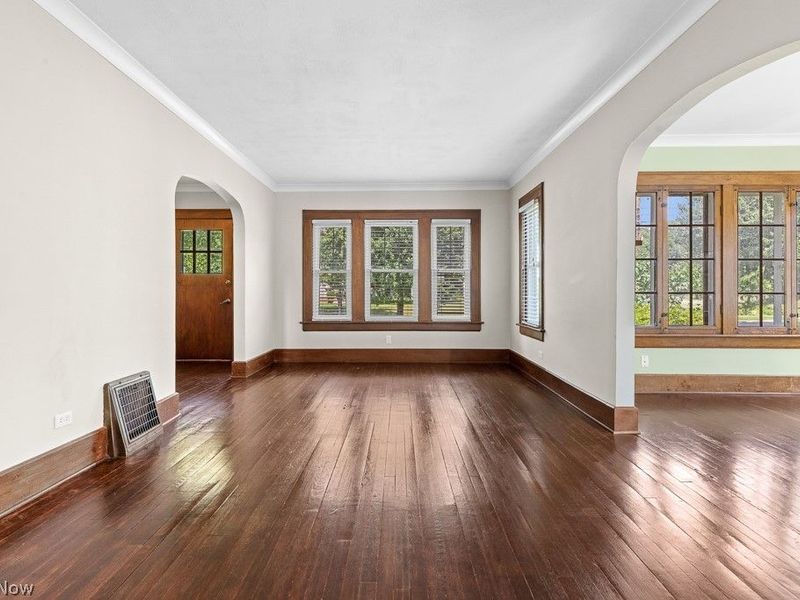 1223 N Howard Street, Akron, OH 44310 Photo 9