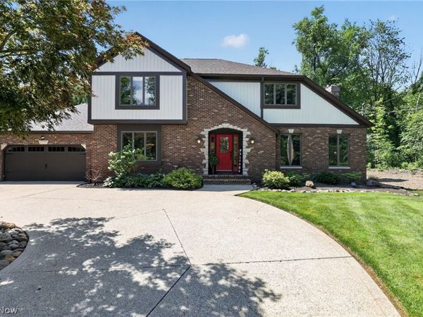 1744 Mattingly Road , Hinckley, OH 44233