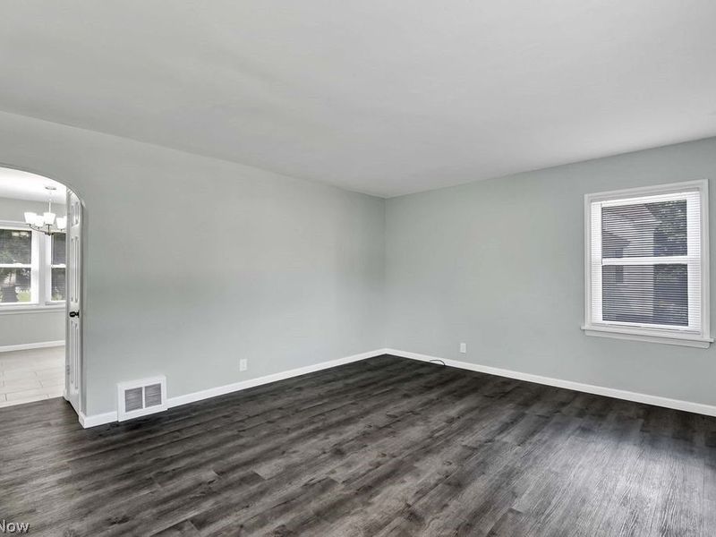 5136 Bridgewater Road, Lyndhurst, OH 44124 Photo 8