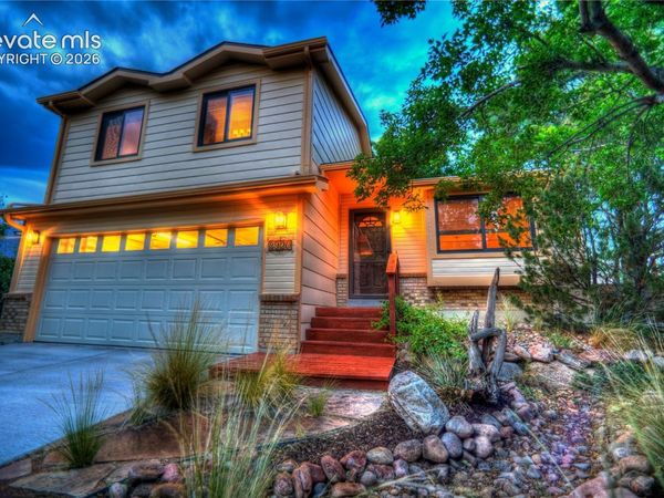 3920 Glenhurst Street, Colorado Springs, CO 80906