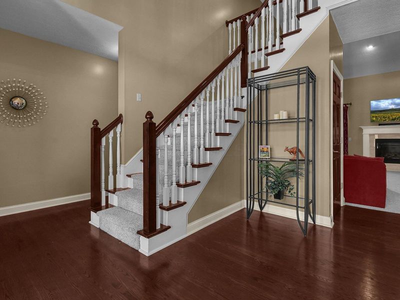 5464 Sandy Drive, Lewis Center, OH 43035 Photo 3