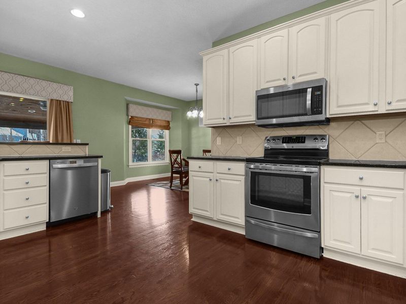 5464 Sandy Drive, Lewis Center, OH 43035 Photo 8
