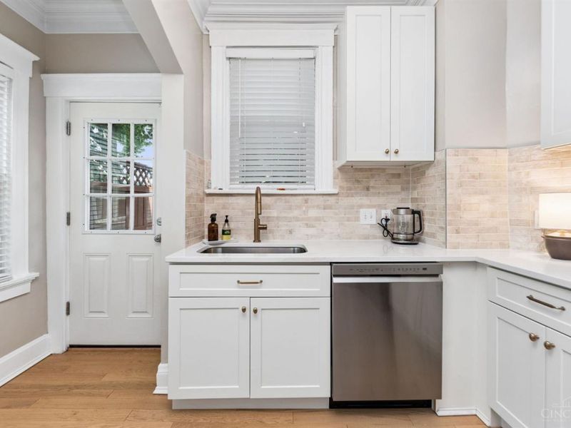 3324 Brotherton Road, Cincinnati, OH 45209 Photo 13