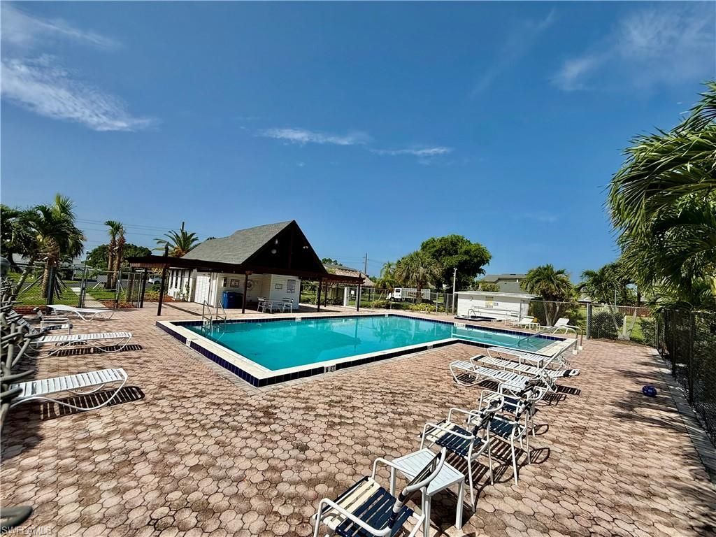 12941 Sandpoint Ct, Fort Myers, FL 33919 Photo