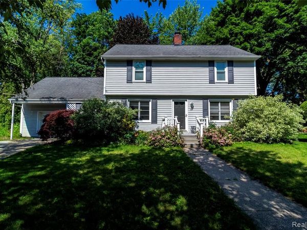 30 Brown Court, Midland, MI 48640