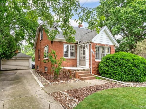 33711 Mulvey Road, Fraser, MI 48026