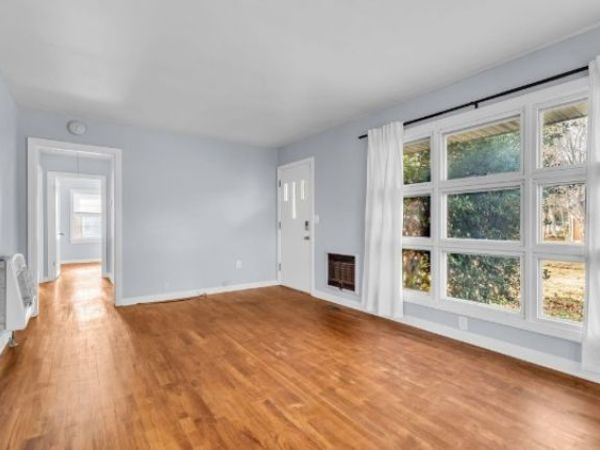 105 Lynn Dr , Columbia, TN 38401