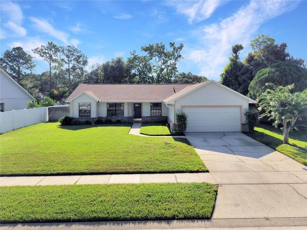 4113 EAGLE FEATHER DRIVE , ORLANDO, FL 32829